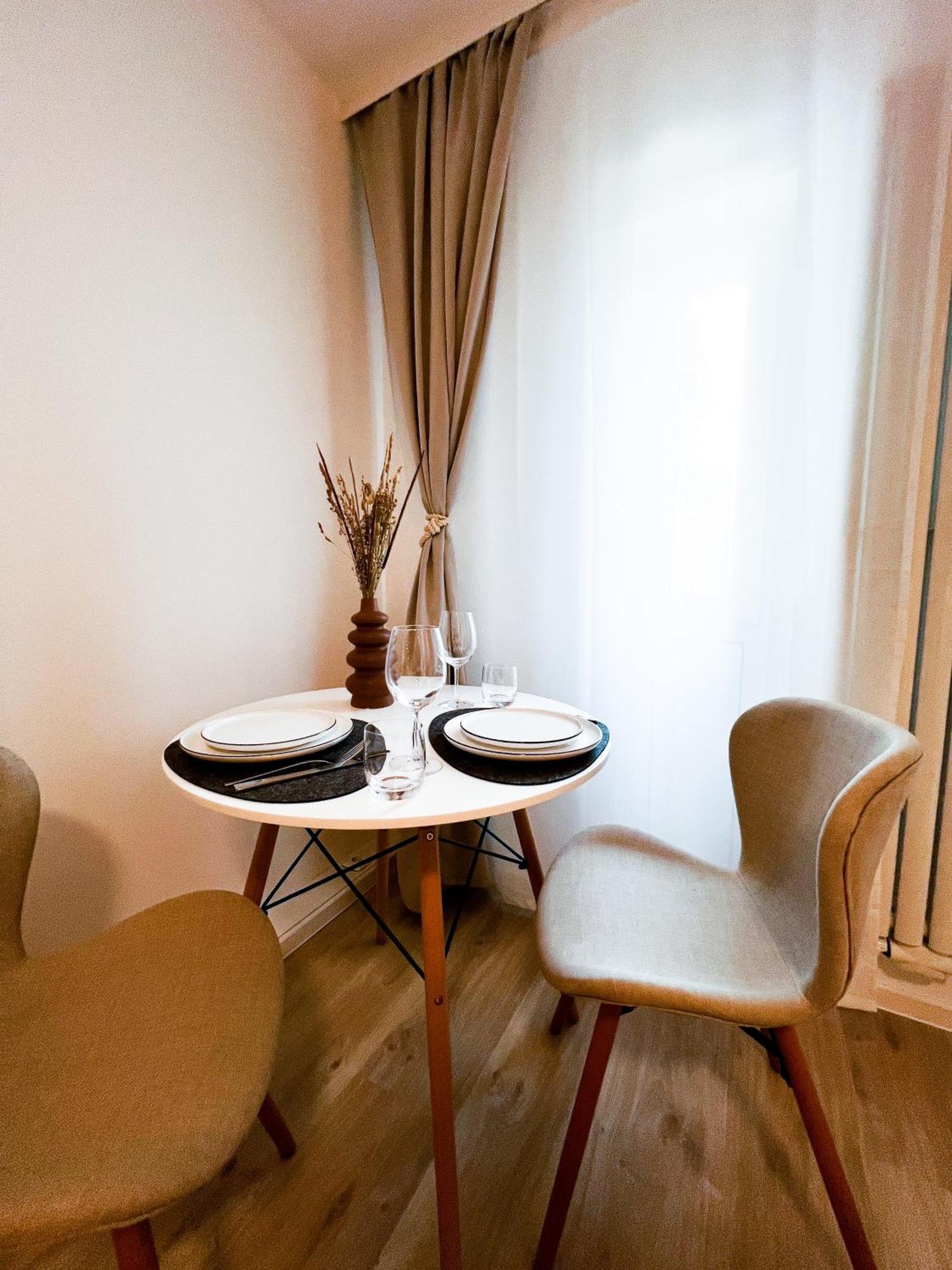 Qonroom - As Individual As You - Minden Kaiserstrasse Ruang foto